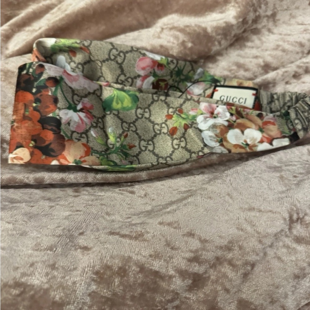 Gucci Floral Silk GG Monogram Headband Turban - Picture 5 of 6
